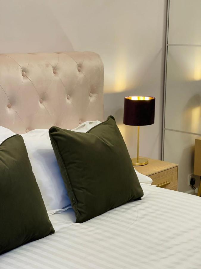 Kist Accommodates - Stylish Headingley Apartment - Parking - 500 Mps Wifi Meanwood Exterior photo