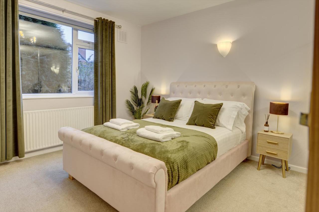 Kist Accommodates - Stylish Headingley Apartment - Parking - 500 Mps Wifi Meanwood Exterior photo